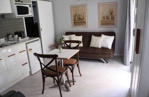 Chapel Hill Bed & Breakfast | Paperbark Bed & Breakfast