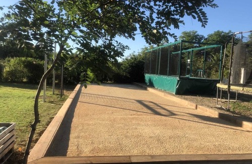 Saint-Just Cottage | Papic House