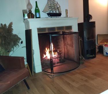 Mauze-sur-le-Mignon House | Papillon de la peroterie