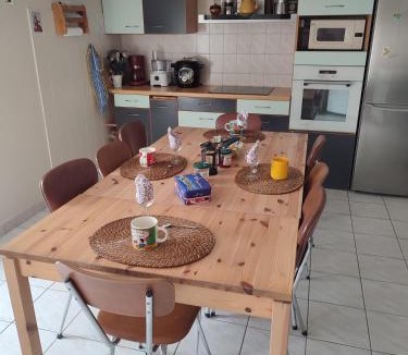 Mauze-sur-le-Mignon Bed & Breakfast | papillon de la péroterie
