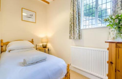 Barrow upon Humber House | Papist Hall Cottages