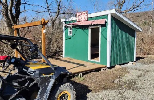 Corning Cabin | Pappa's Pasta has no Pasta