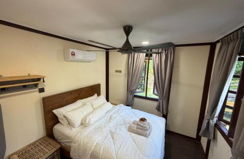 Setiu House | Par 2 Village