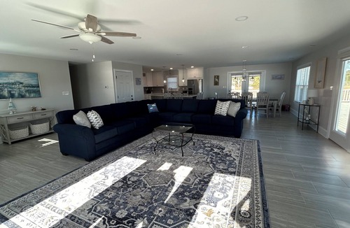 Marion Station House | Par-Lon - Private Raised Waterfront Home on the Pocomoke River