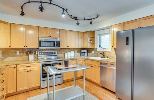 Eagle-Vail Apartment | Par & Powder: Avon Haven w/Golf & Ski Access!