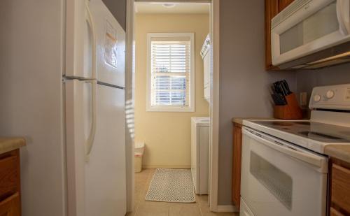 Branson West Apartment | Par View Vista Condo