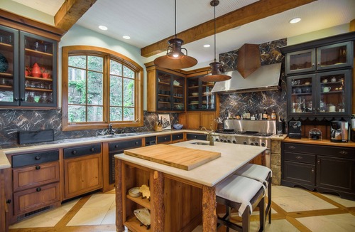 Lake Lure Hotel | Parabull's Point, Lake Lure, Luxury House with water slide