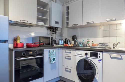 Verdun Apartment | Paradis - Cosy Comfy 3Beds 70m² Central FastWiFi SmartTV55" PrimeVideo BBQ