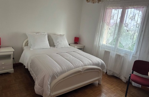 Saint-Cyr-sur-le-Rhone House | Paradis la Provence entre Vienne et Lyon