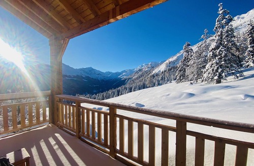 Vex Ski Chalet | Paradis Perdu SKI IN & QUIET chalet 14 personnes