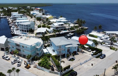 Cross Key Waterways House | PARADISE 3/2 HOME
