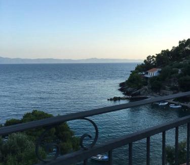 Gdinj Apartment | Paradise Apartments - Robinson getaway