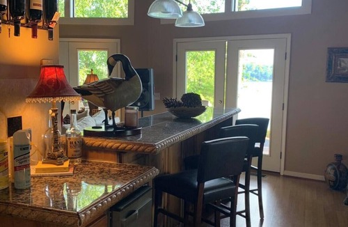 Dadeville House | Paradise at Waterside: ON THE LAKE nLake Martin, Alabama