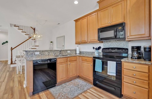 Southport House | Paradise Cove Townhome