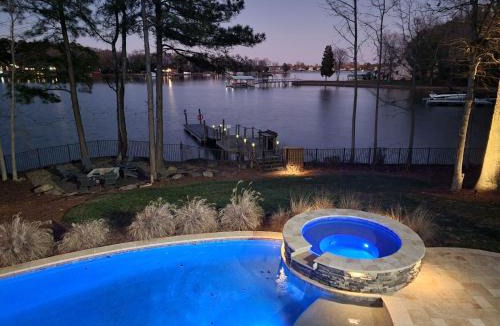 Denver House | Paradise Cove