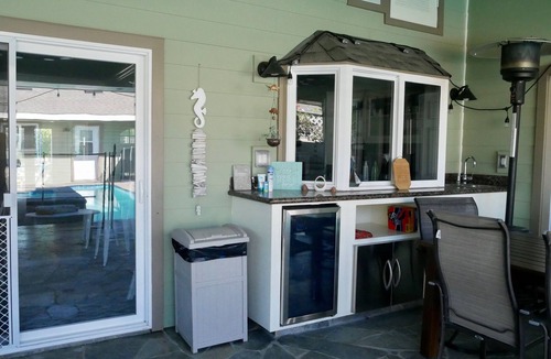 East Side Costa Mesa House | PARADISE FOR FAMILIES! POOL/HOT TUB, trampoline, grassy yard, play room, toys!
