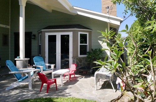 East Side Costa Mesa House | PARADISE FOR FAMILIES! POOL/HOT TUB, trampoline, grassy yard, play room, toys!