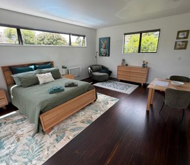 Hamurana Apartment | Paradise Found at Studio 65