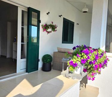 Komiza Villa | Paradise found