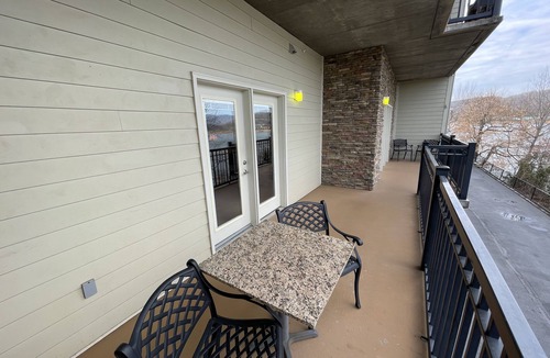 Bean Station Condo | Paradise Found