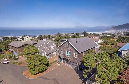 Roads End House | Paradise Found.