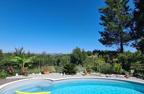 Castres Apartment | paradise