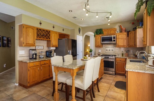 Westside House | Paradise Hills Oasis by Velo
