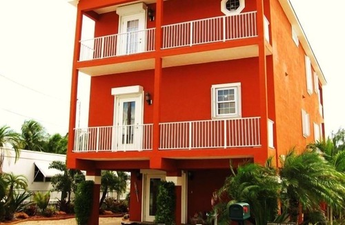 Key Largo Village House | PARADISE HOME AWAY FROM HOME!!