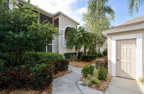 Palmer Ranch Condo | Paradise Home away from Home: Golf, Swimming, Tennis, & lots of Fun in the Sun!