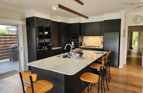 Bellingen House | Paradise house with a pool, deck and amazing view