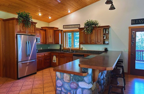 Grangeville House | Paradise in the Pines