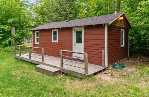 Carp Lake Villa | Paradise Lake Hidden Gem