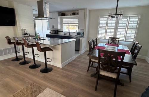 Clearwater House | Paradise Lake