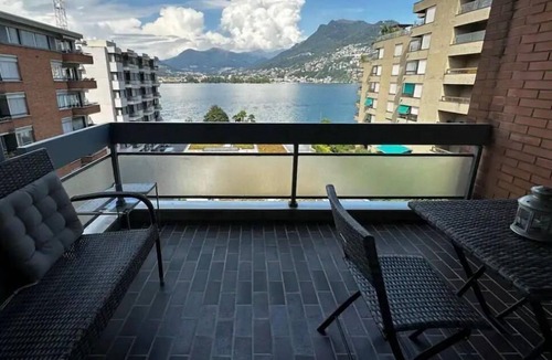 Paradiso Apartment | Paradise Lake View