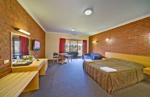 Kialla Hotel | Paradise Lakes Motel