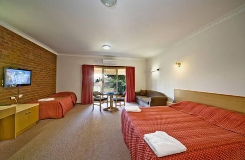 Kialla Hotel | Paradise Lakes Motel