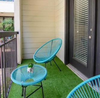 Houston Apartment | Paradise Land-1BR Pool View-NRG-MedCenter-Galleria