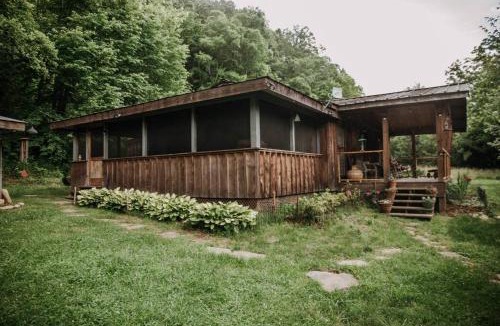 Barnardsville House | Paradise Mountain Getaway!