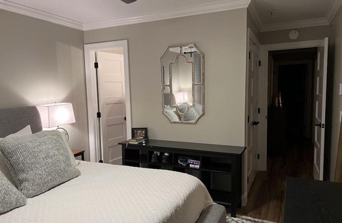 Edray Apartment | Paradise NEW 2B 2B Walk to slopes Hot Tubs