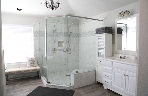 Livermore House | Paradise Next Door 🌴