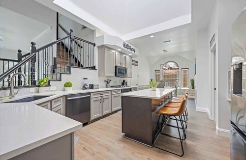 Allen House | Paradise Oasis Cinema PingPong 5 BR 4 Ba Sleeps16+