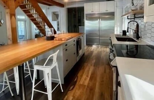 Bracebridge House | Paradise on Browning Island!