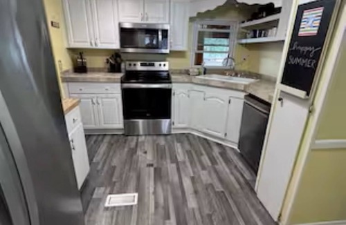 Cobb House | Paradise on Lake Blackshear