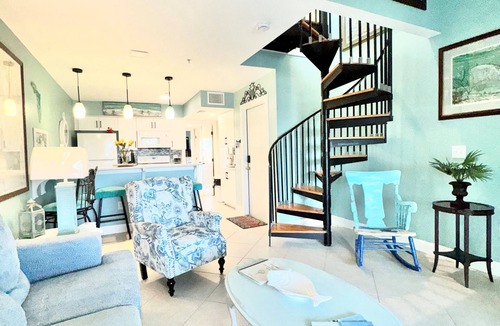 Placida Condo | Paradise on LGI! Golf Cart, Pool & Private Beach, Free parking & Free ferry