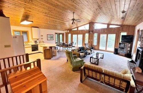 Park Falls House | Paradise on Pike Lake!