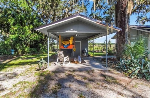 Townsend House | Paradise on the Marsh - Free Kayaks!