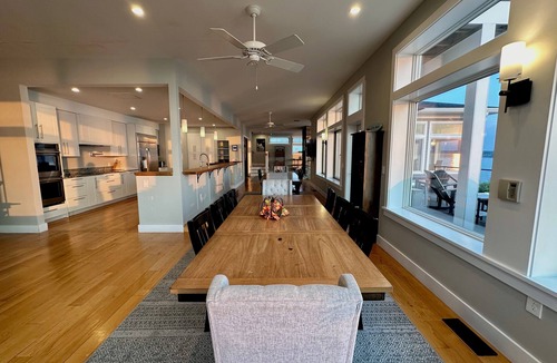 York Beach House | Paradise on the Rocks - York Oceanfront