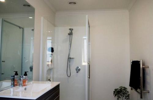 Coastlands House | Paradise on the Sand