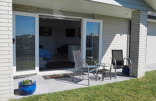 Coastlands Apartment | Paradise on the Sand