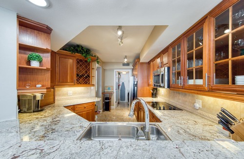 Bayway Isles Condo | Paradise Penthouse